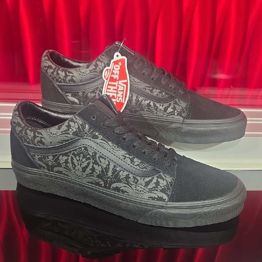 Vans Old Skool SK8-Low Triple Black Floral Pattern Men’s 9.5 Women’s 11 Sneakers